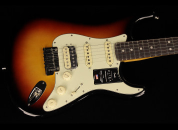 Fender American Ultra Stratocaster HSS - RW ULB