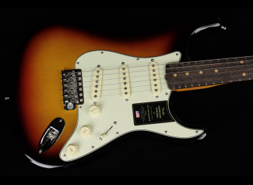 Fender American Vintage II 1961 Stratocaster - 3CS