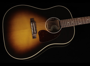 Gibson J-45 Standard