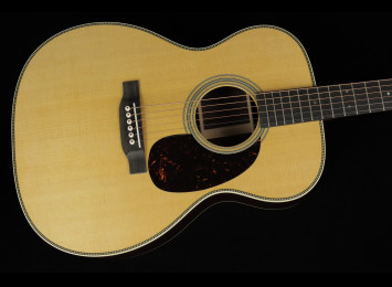 Martin 000-28