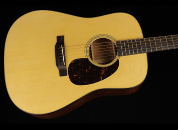 Martin D-18