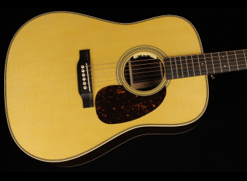 Martin HD-28E Reimagined L.R. Baggs Anthem