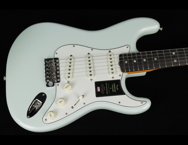 Fender American Vintage II 1965 Stratocaster - SNB