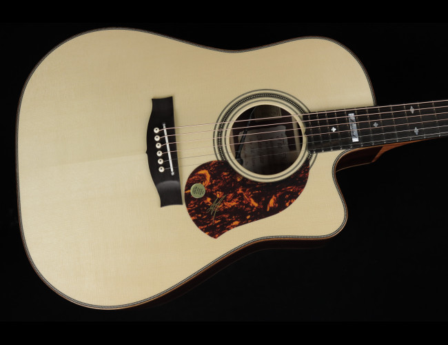 Maton EM100C Messiah