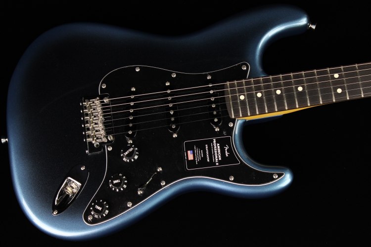 Fender - Stratocaster | Gino Guitars